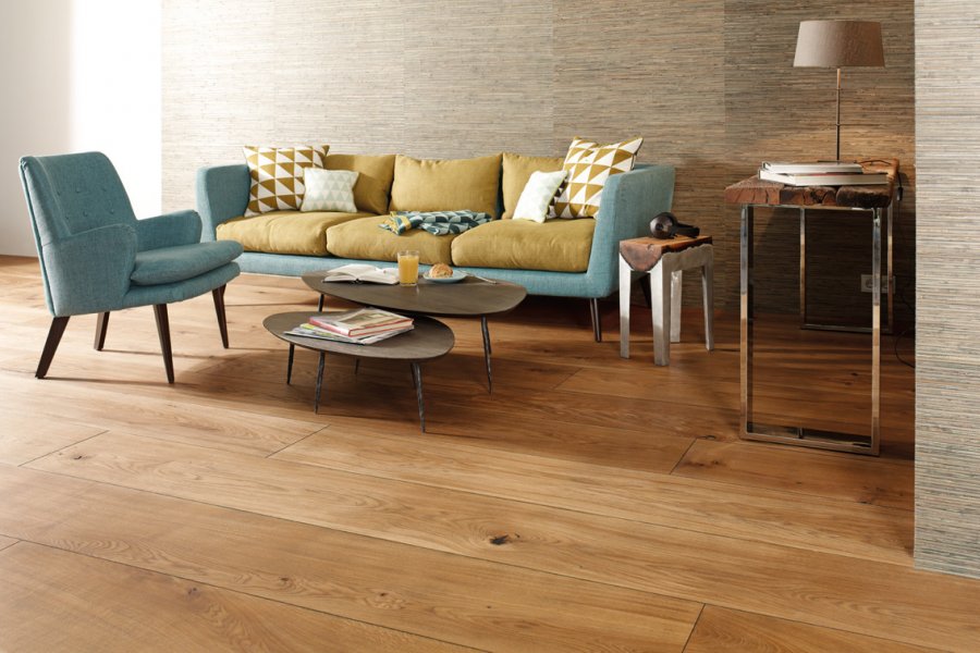 Oak Antique Chaletino